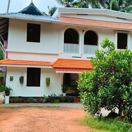 Munroe Lagoons Kollam Kültér fotó